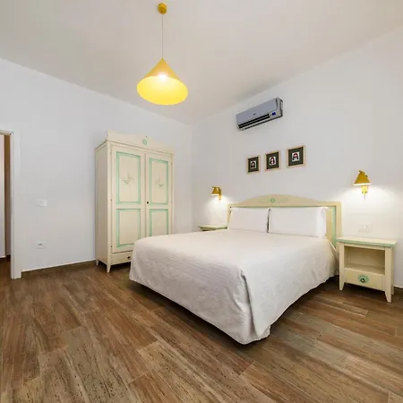 Ng Ammentos Bed & Breakfast 3*