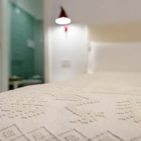 Bed & Breakfast Ng Ammentos 3*